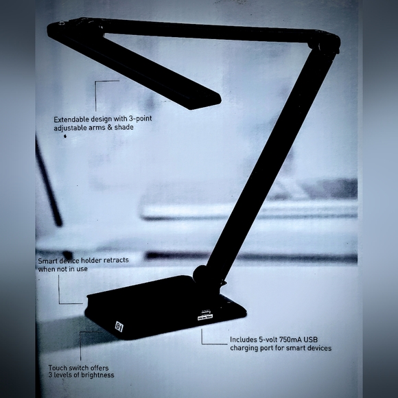 LED Desk Lamp Extendable Design - Picture 3 of 3